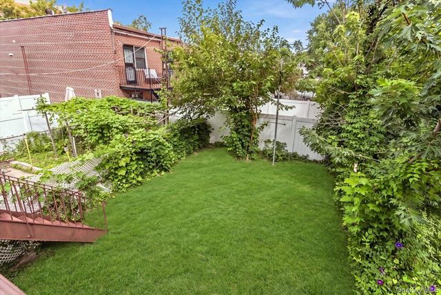 80-09 30th Avenue, Jackson Heights, NY 11370