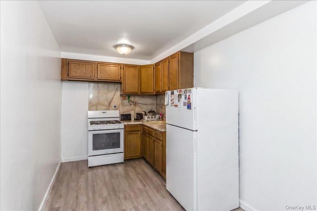 80-09 30th Avenue, Jackson Heights, NY 11370