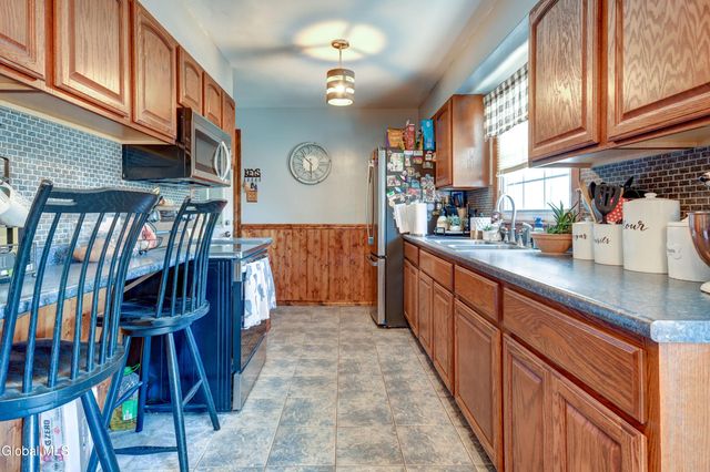 39 Julia Street, Amsterdam, NY 12010