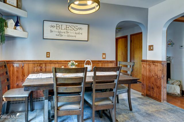 39 Julia Street, Amsterdam, NY 12010