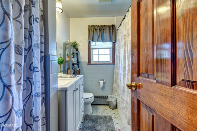 39 Julia Street, Amsterdam, NY 12010