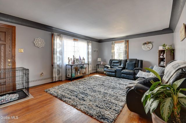 39 Julia Street, Amsterdam, NY 12010