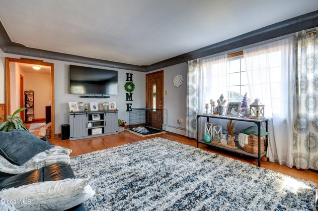 39 Julia Street, Amsterdam, NY 12010