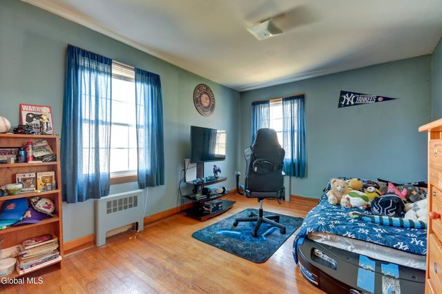 39 Julia Street, Amsterdam, NY 12010