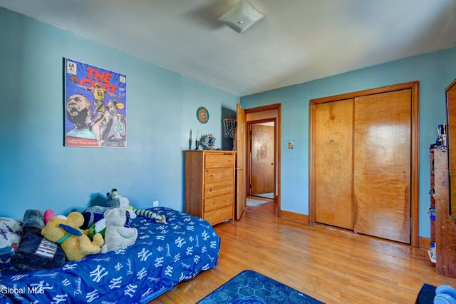 39 Julia Street, Amsterdam, NY 12010