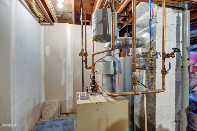 39 Julia Street, Amsterdam, NY 12010