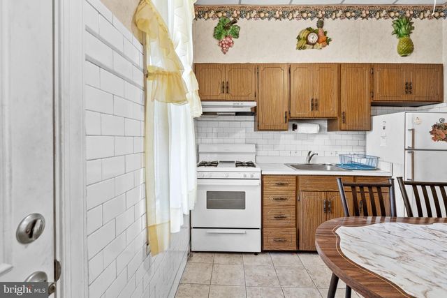 1147 SNYDER AVE, Philadelphia, PA 19148