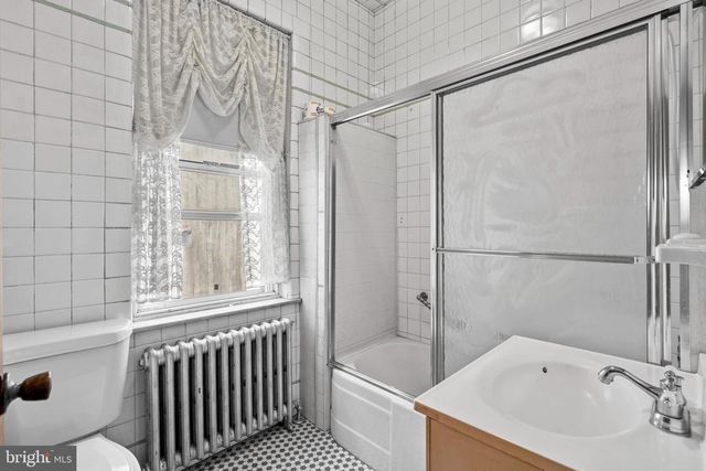 1147 SNYDER AVE, Philadelphia, PA 19148