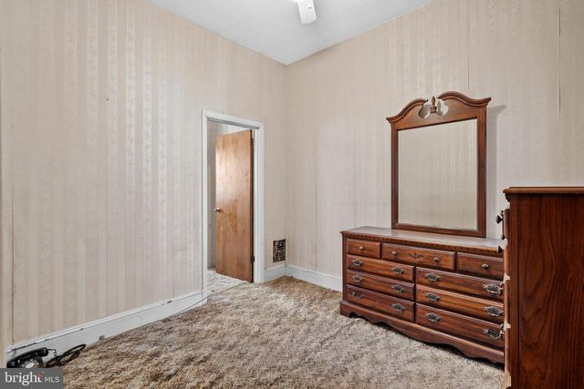 1147 SNYDER AVE, Philadelphia, PA 19148