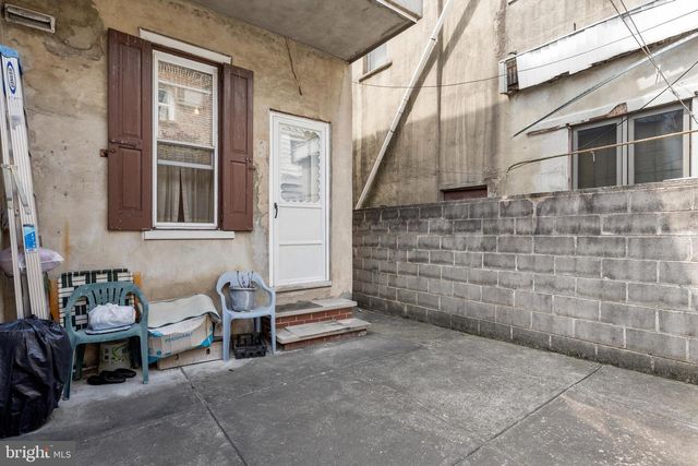 1147 SNYDER AVE, Philadelphia, PA 19148
