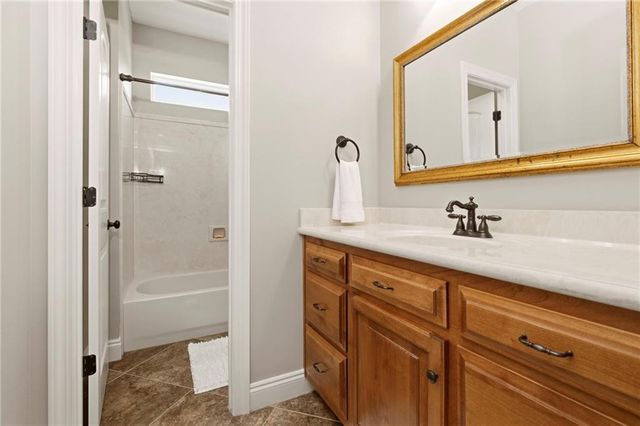 9290 Pecan Grove Drive, Mobile, AL 36695