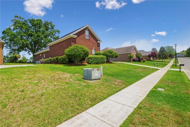 9290 Pecan Grove Drive, Mobile, AL 36695