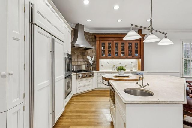 1065 Arbor NE Trace, Atlanta, GA 30319