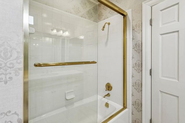 1065 Arbor NE Trace, Atlanta, GA 30319