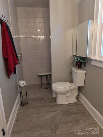 933 W Warren Street W W, Shelby, NC 28150