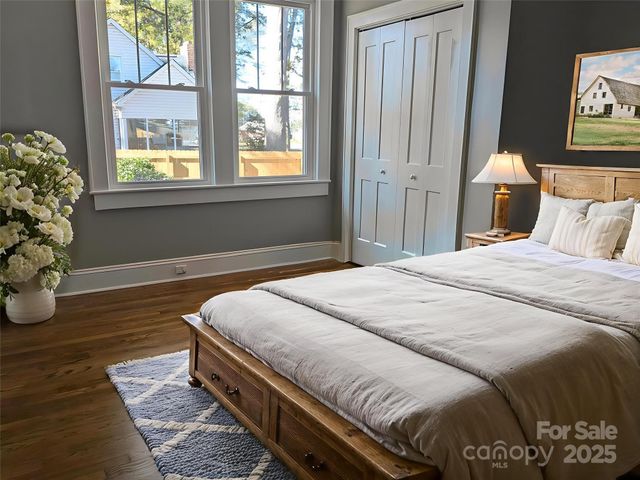 933 W Warren Street W W, Shelby, NC 28150