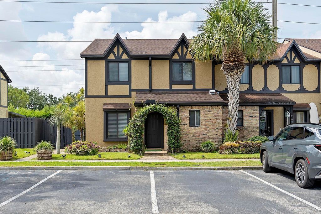 9184 NW 44TH Court, Sunrise, FL 33351