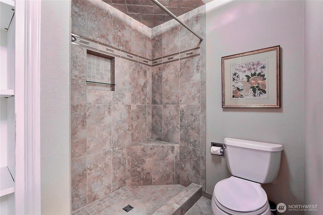 6323 N 26th Street, Tacoma, WA 98407