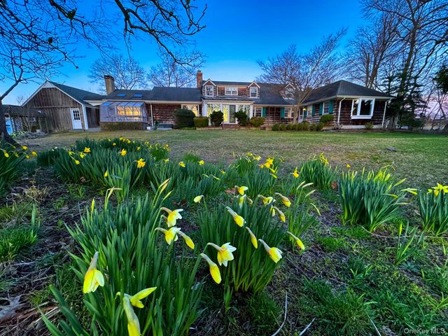 272 Ocean Avenue, Islip, NY 11751