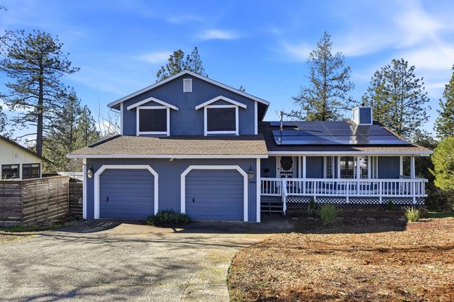 1946 Blue Bell Ct, Cool, CA 95614