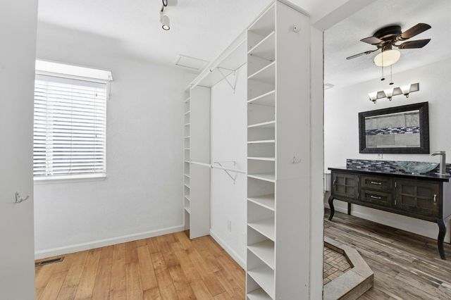 1946 Blue Bell Ct, Cool, CA 95614