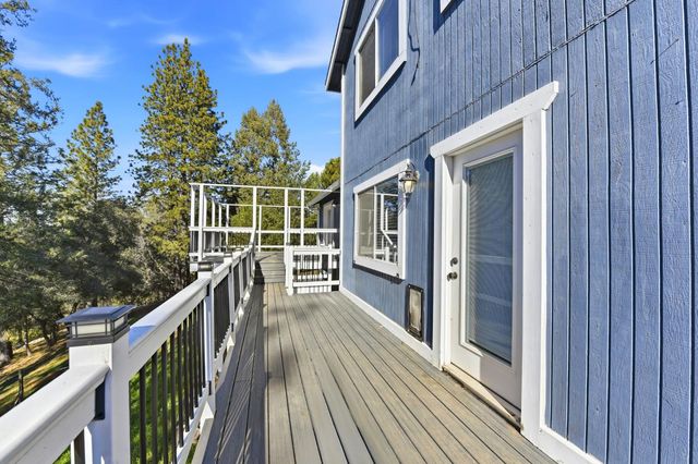 1946 Blue Bell Ct, Cool, CA 95614