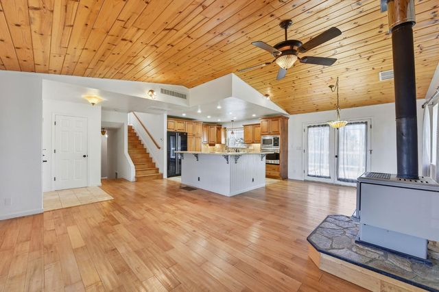 1946 Blue Bell Ct, Cool, CA 95614