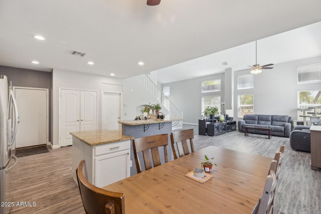 property-img