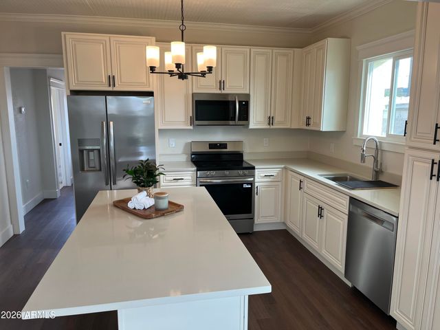 317 N 20TH Avenue, Phoenix, AZ 85009