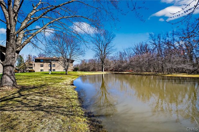 211 Watertree Drive, Dewitt, NY 13057