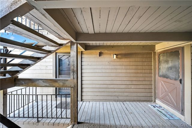 211 Watertree Drive, Dewitt, NY 13057