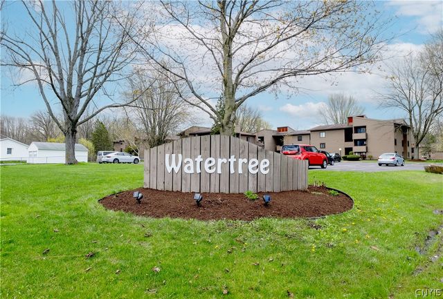 211 Watertree Drive, Dewitt, NY 13057