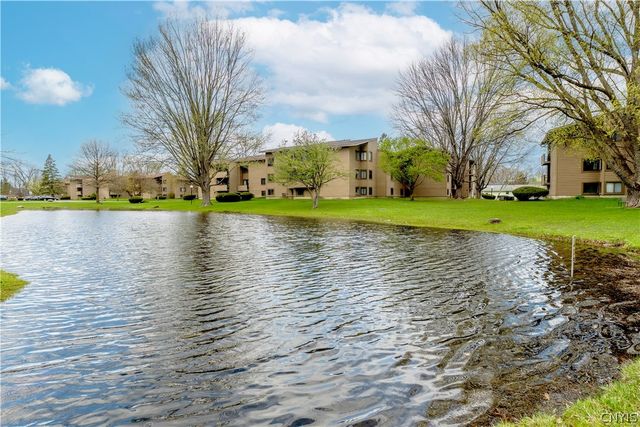 211 Watertree Drive, Dewitt, NY 13057