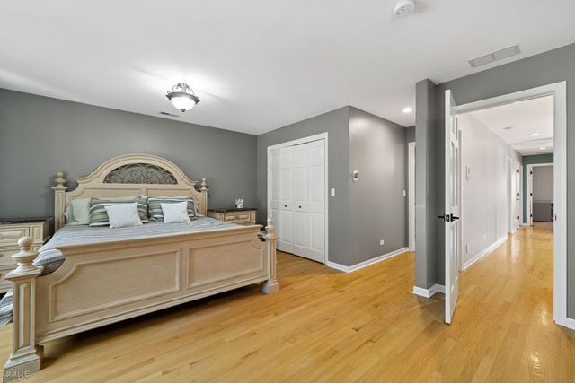 4529 N Sayre Avenue, Harwood Heights, IL 60706