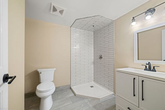 4529 N Sayre Avenue, Harwood Heights, IL 60706