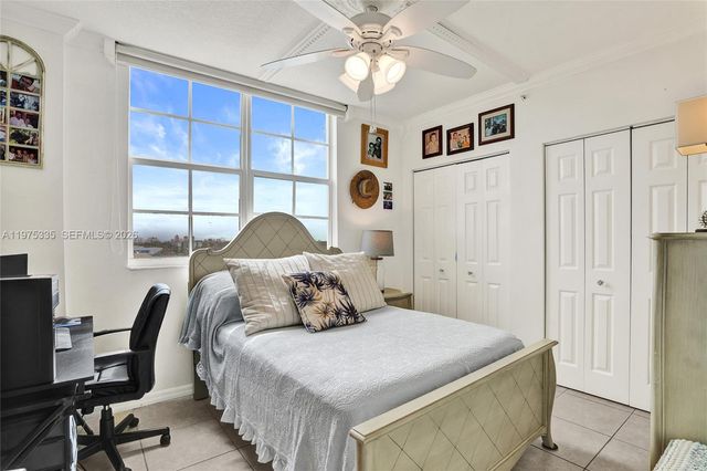 215 SW 42nd Ave 704, Miami, FL 33134