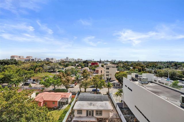 215 SW 42nd Ave 704, Miami, FL 33134