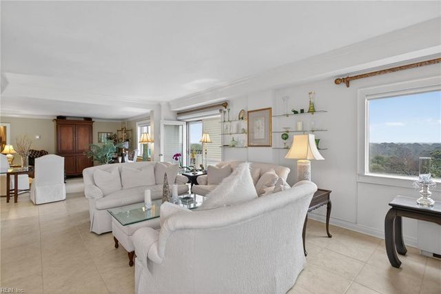 7320 Glenroie Ave Apt 12C, Norfolk, VA 23505