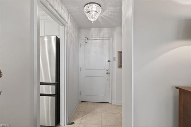 7320 Glenroie Ave Apt 12C, Norfolk, VA 23505