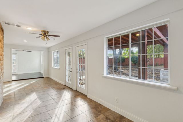 3805 Covinton Lane, Plano, TX 75023