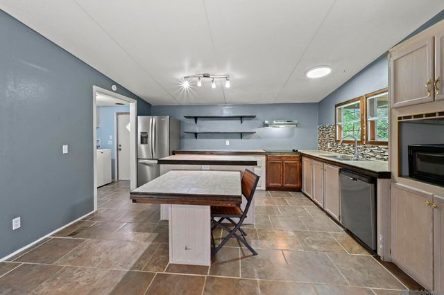 35436 Mcdaniel Rd, Geismar, LA 70734