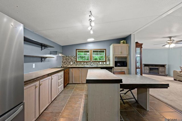 35436 Mcdaniel Rd, Geismar, LA 70734