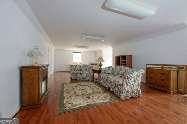 221 Hunter Lane, Marble, NC 28905