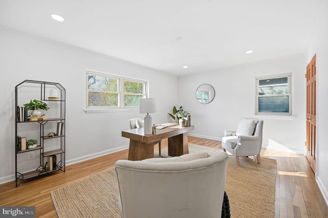 833 FONTAINE ST, Alexandria, VA 22302