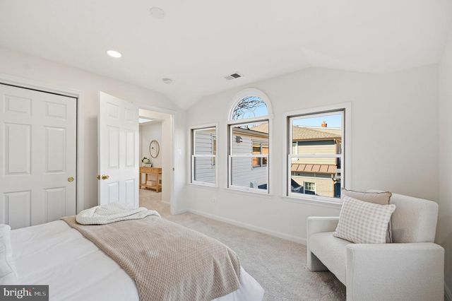 833 FONTAINE ST, Alexandria, VA 22302