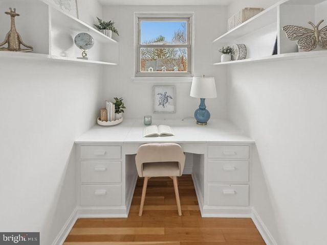 833 FONTAINE ST, Alexandria, VA 22302