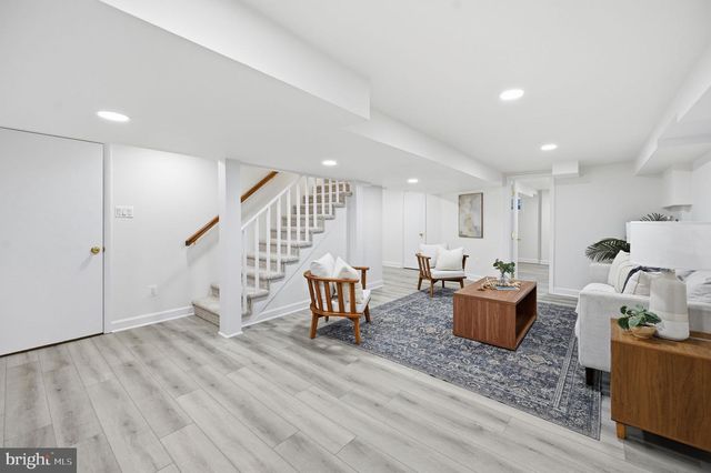 833 FONTAINE ST, Alexandria, VA 22302