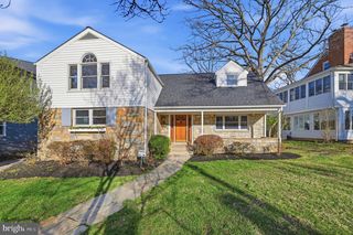 833 FONTAINE ST, Alexandria, VA 22302