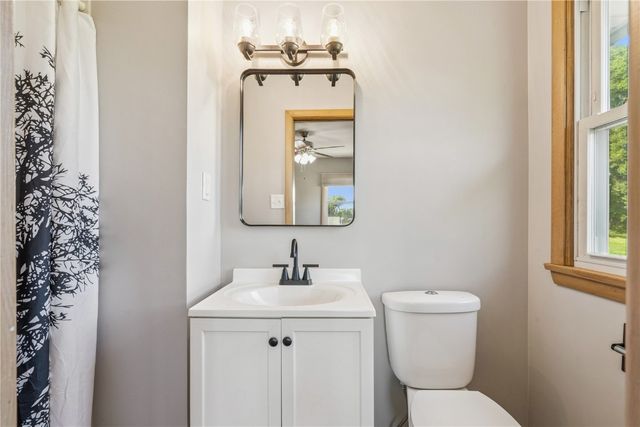 705 Grantwood Drive SE, Cedar Rapids, IA 52403