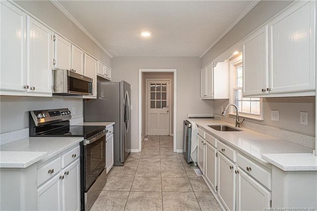 6955 Calamar Drive, Fayetteville, NC 28314